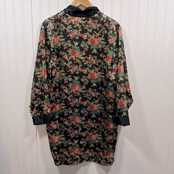 Victoria’s Secret Vintage Gold label floral button up pajama shirt - Picture 6 of 6